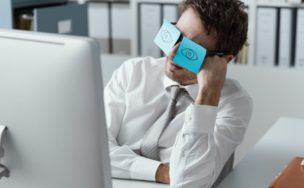 How to Stay Awake at Work without Caffeine | 19 Things to Try